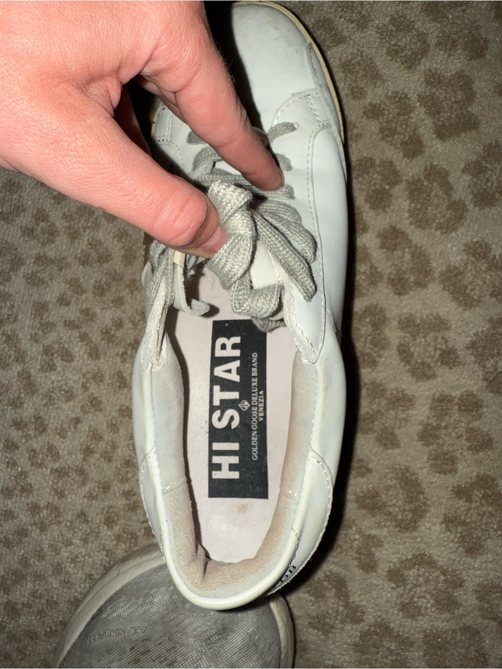 Golden Goose White Sneakers with Gold Star Accent - Picture 4 of 5